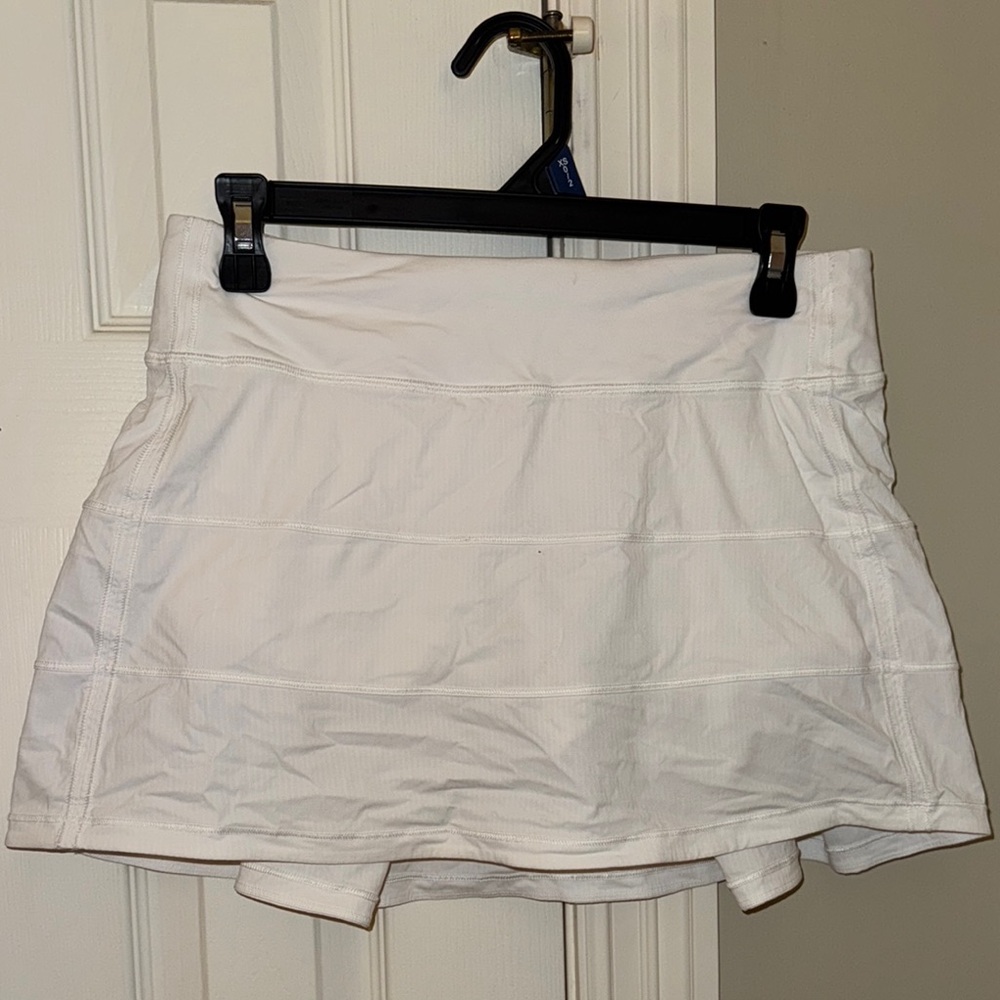 Lululemon Athletica White Skorts Lightweight Athletic Wear